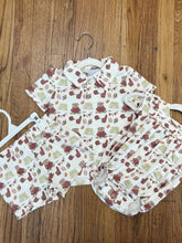 Load image into Gallery viewer, Bulldog Stafford Shorts by Three Little Ducks
