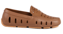 Load image into Gallery viewer, Chestnut Hill/ Gum Prodigy Driver Foam Shoe by Floafers
