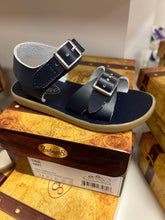 Load image into Gallery viewer, Navy Tide Footmates
